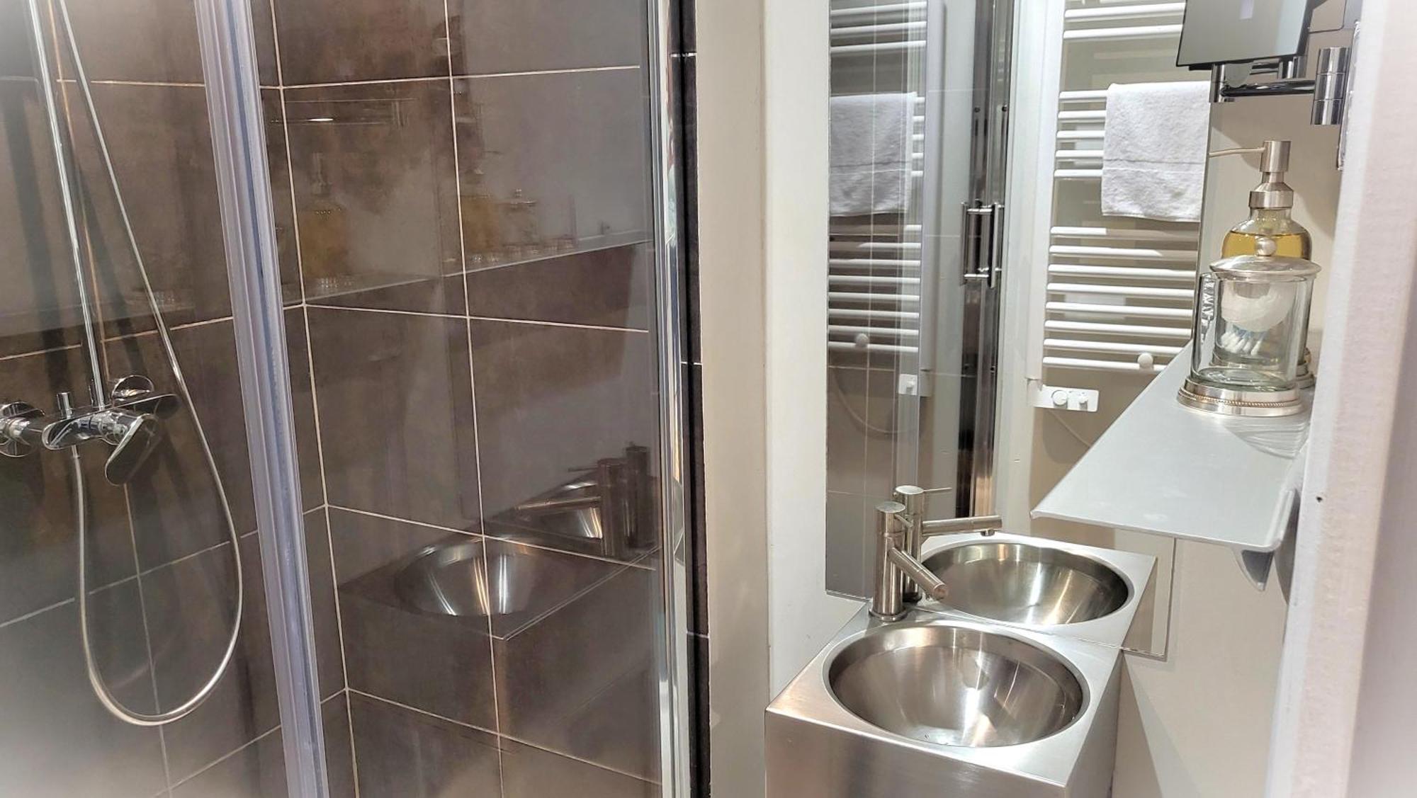 Le Loft By Festif Azur 4 Stars House With Garden, 5 Min Walk From Palais Des Festivals, Beaches And Croisette Villa