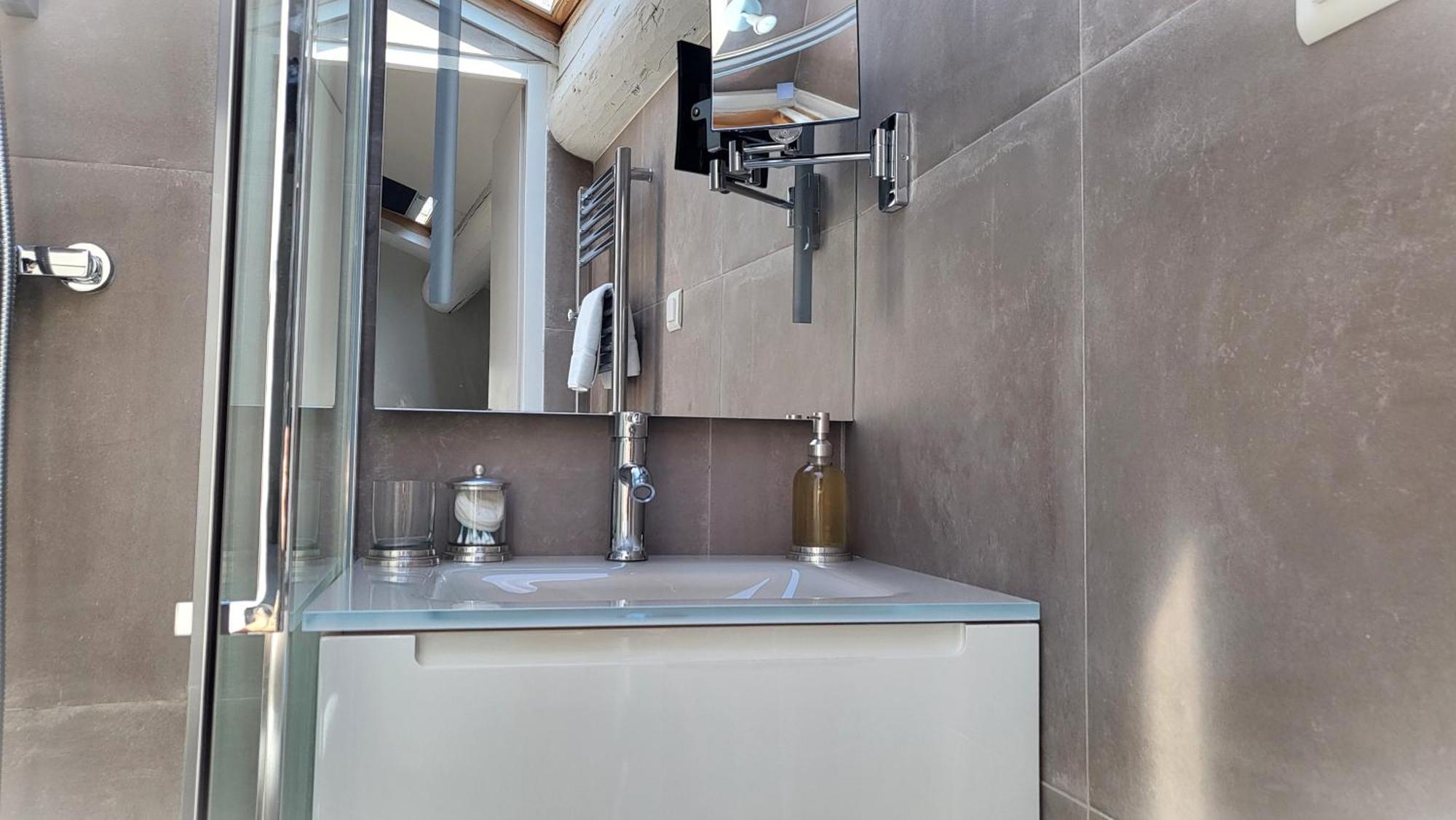 Villa Le Loft By Festif Azur 4 Stars House With Garden, 5 Min Walk From Palais Des Festivals, Beaches And Croisette *