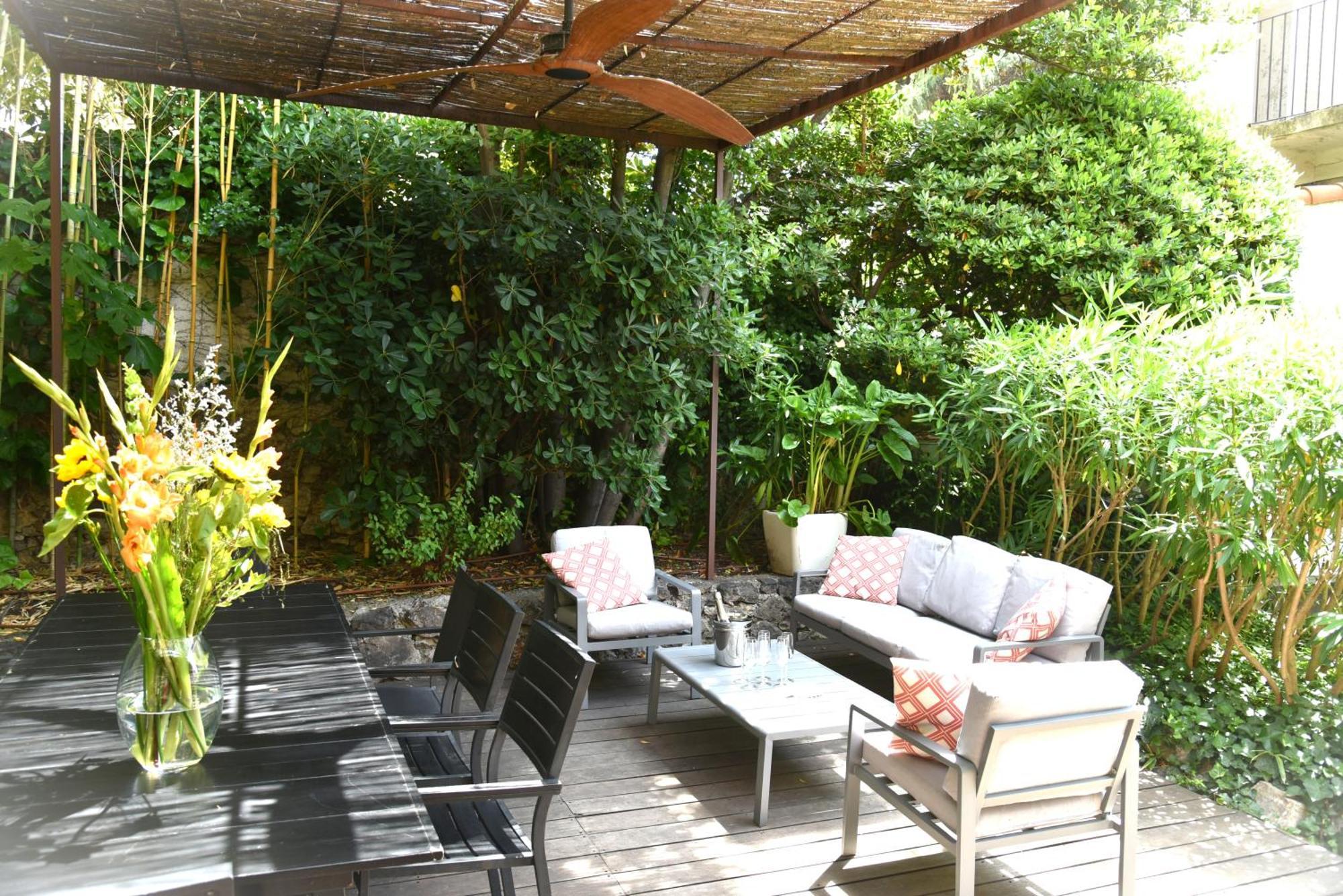 Le Loft By Festif Azur 4 Stars House With Garden, 5 Min Walk From Palais Des Festivals, Beaches And Croisette